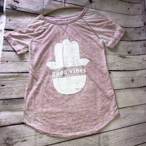 Greyson Threads distressed Tee